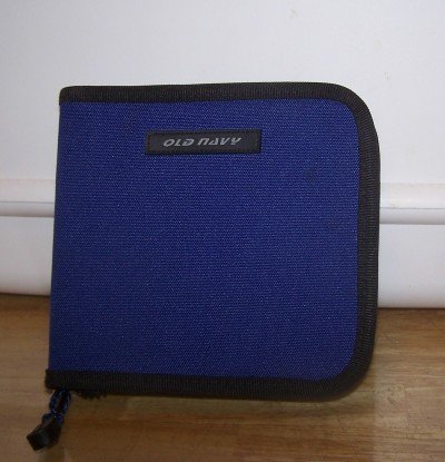 #(985) OLD NAVY CD/DVD HOLDER - $5 in Fort Hood
